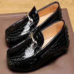 Europe Doug crocodile shoes British business casual leather breathable shoes shoes shoes shoes four lazy Thirty-eight black