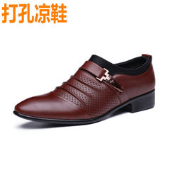 The white men's men's business dress shoes male British summer Korean youth leisure set foot marriage shoes. Thirty-eight Dark brown
