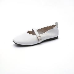 The new flat shoes for women in the four seasons of 2018, a generation of one-piece shoes for Europe white 35 