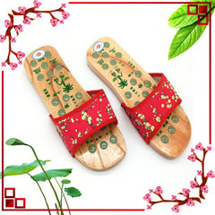 Anti-skid men and women foot massage slippers wooden clog imitation jade wooden massage shoes summer red 36 