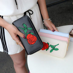 New ladies embroidered purse long hand bag flower zipper multi - card wallet manufacturer direct sel White roses 